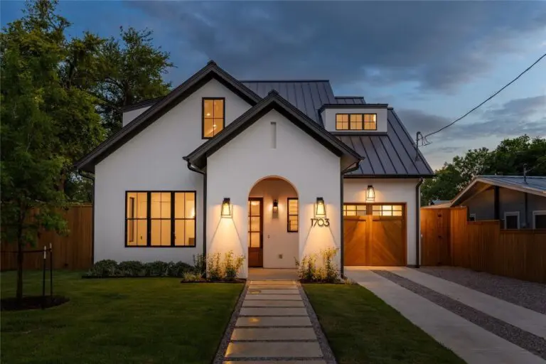 Exterior photo of recently sold home at 1703 Madison Ave, Austin Texas