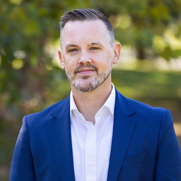 Timothy Powles - Real estate agent