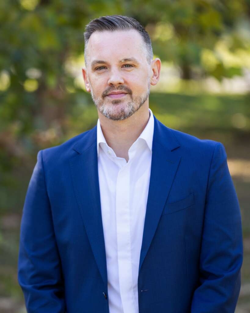 Timothy Powles - Real estate agent