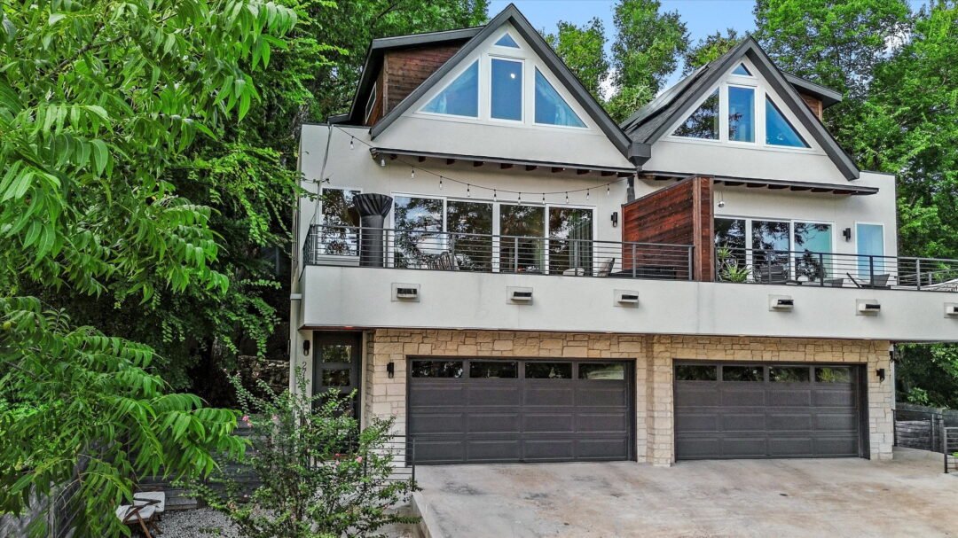 Exterior of 2712 Oak Springs Drive Unit A in Rosewood Austin Texas