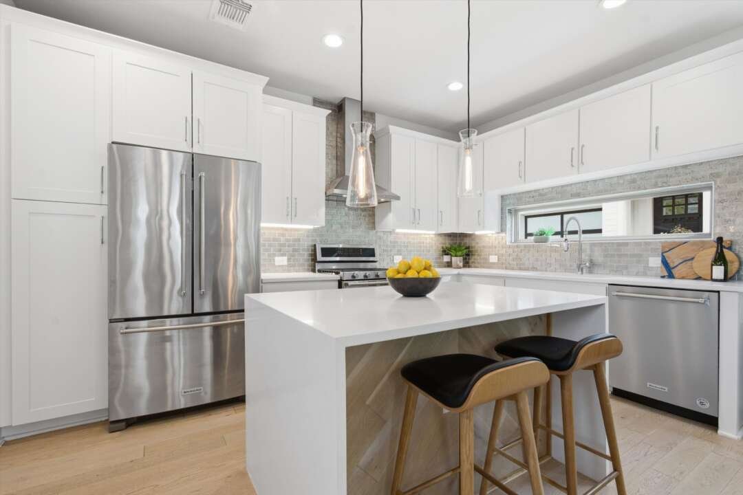 Kitchen at 2710 Zaragosa with gas range and center island
