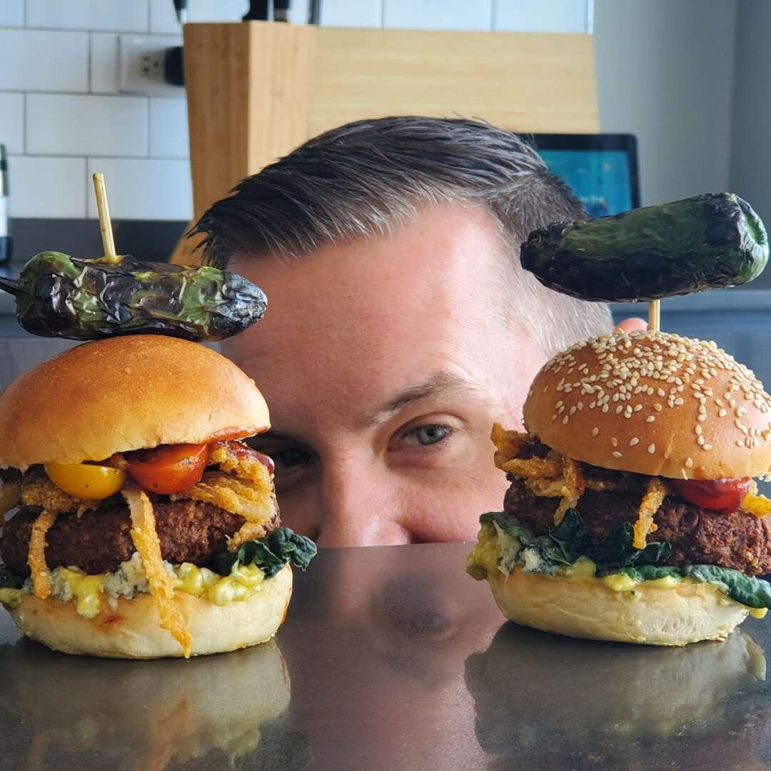 Veggie burgers by Timothy Powles