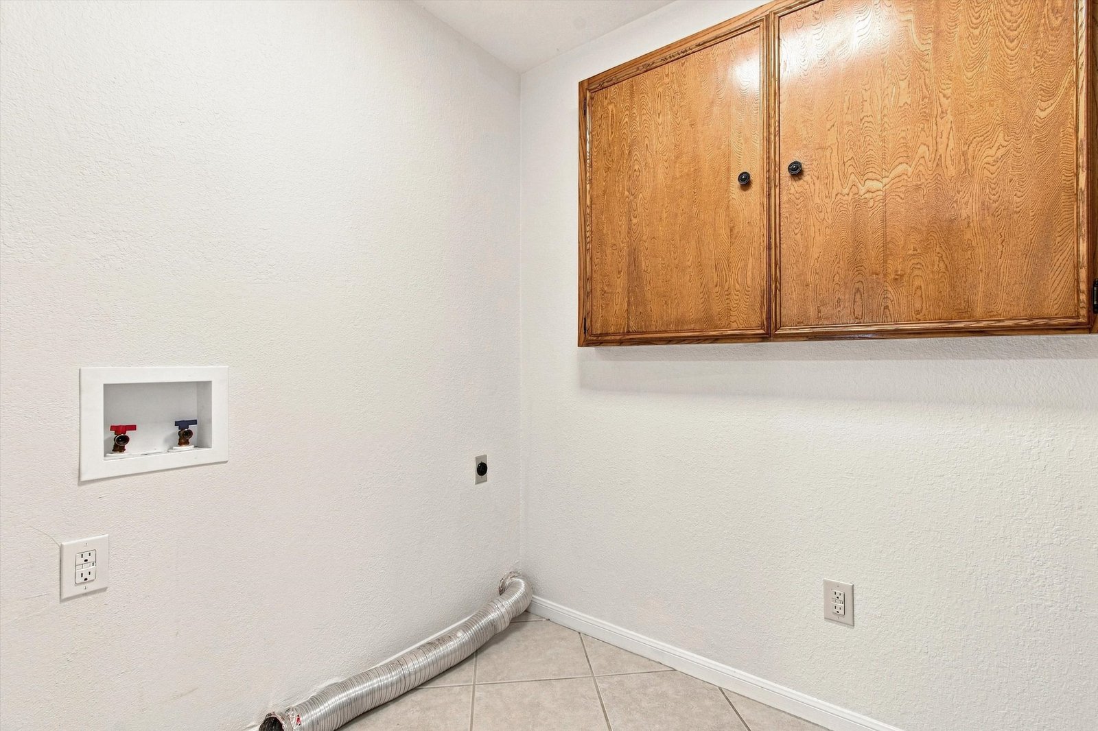 Interior laundry room