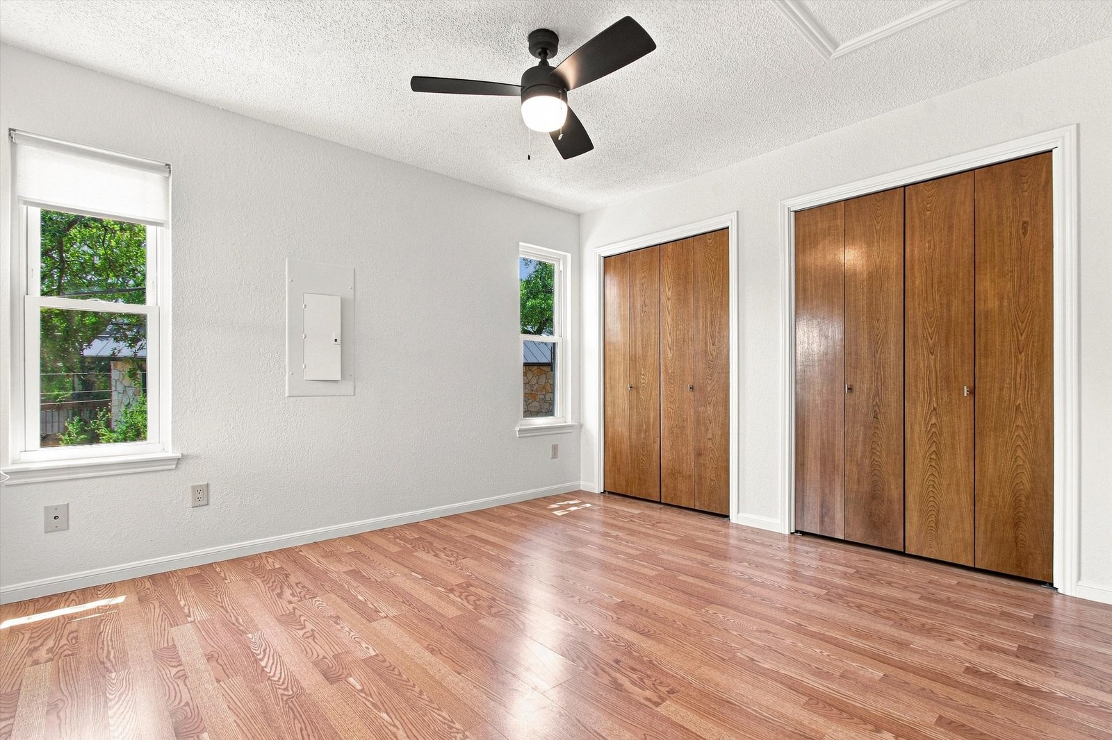 Guest bedroom