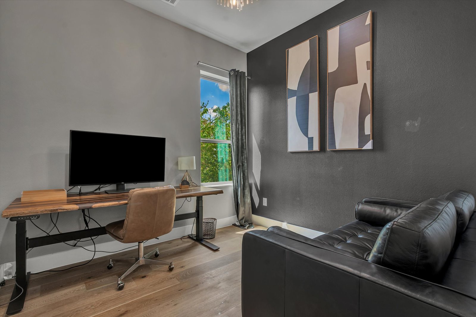 Bedroom / Home Office — 3010 East 18½ St
