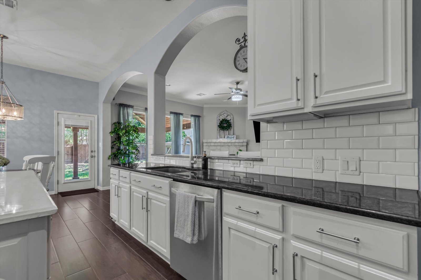 Kitchen at 13817 Glen Mark Dr