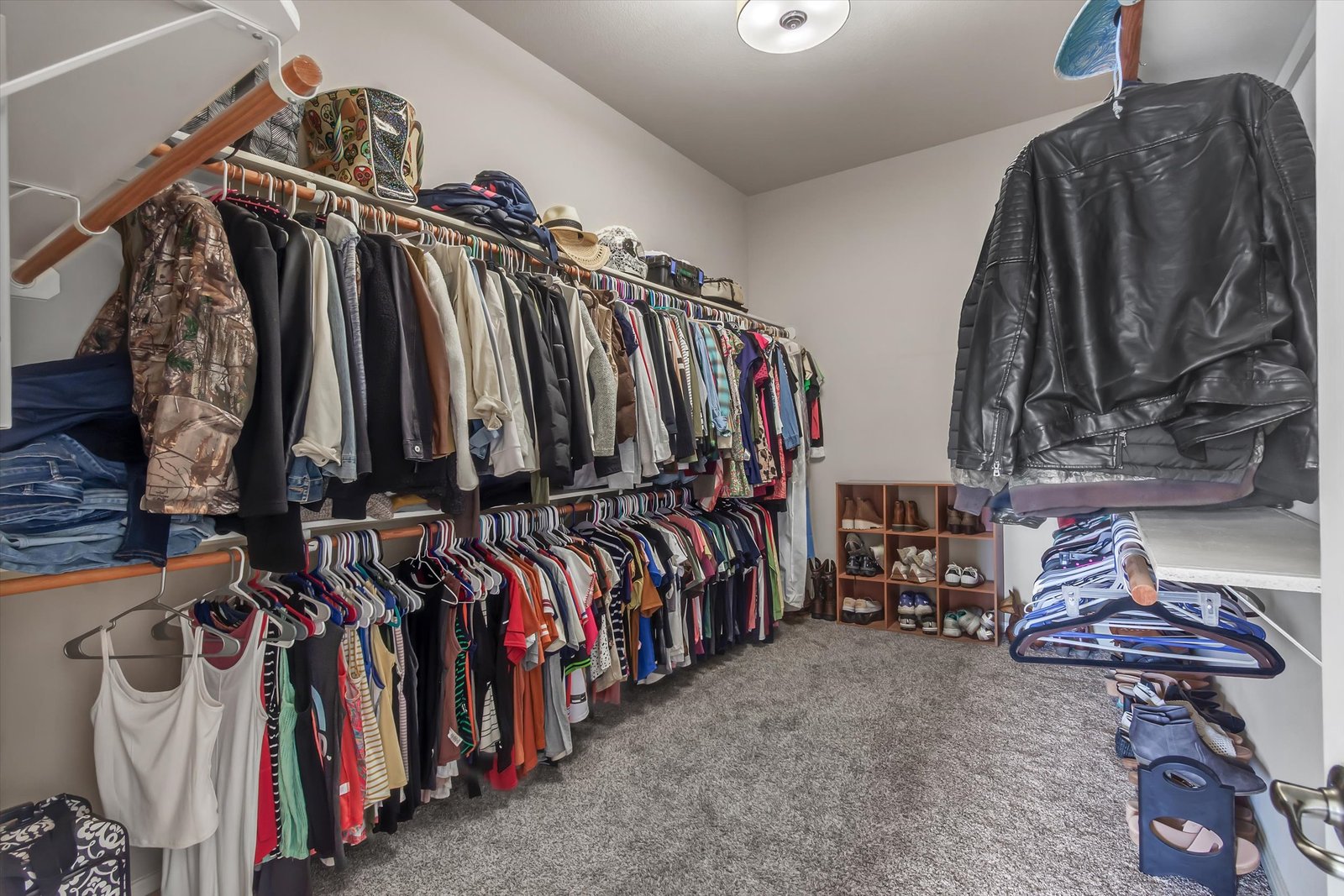 Walk-In Closet at 13817 Glen Mark Dr